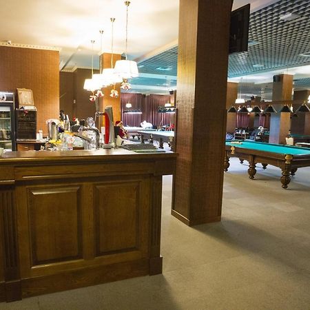 Navit Luxury Apartments With Breakfast Near The Railway Station, The City Center And The Park Kiev Exterior foto